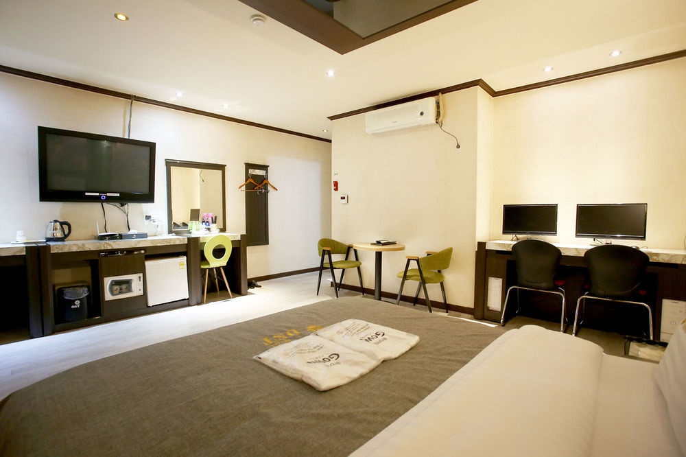 Ost Hotel Chuncheon Exterior foto
